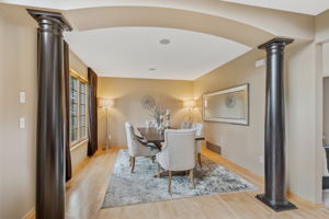 16_Interior