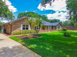  Photo 76