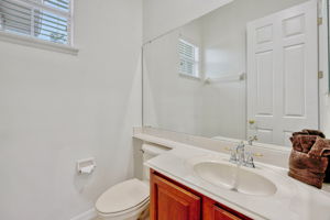  Photo 40