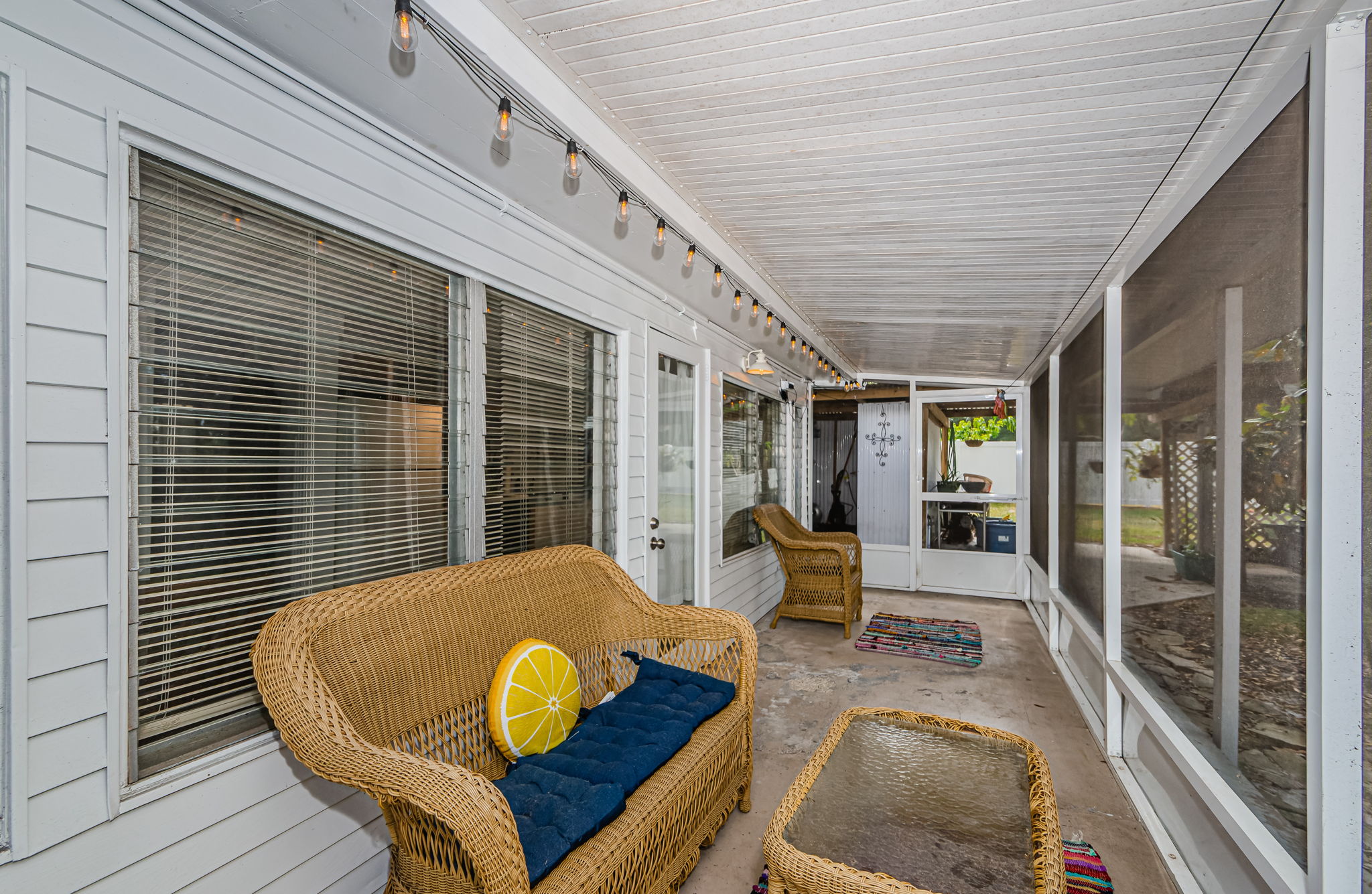 Cottage 2 Patio