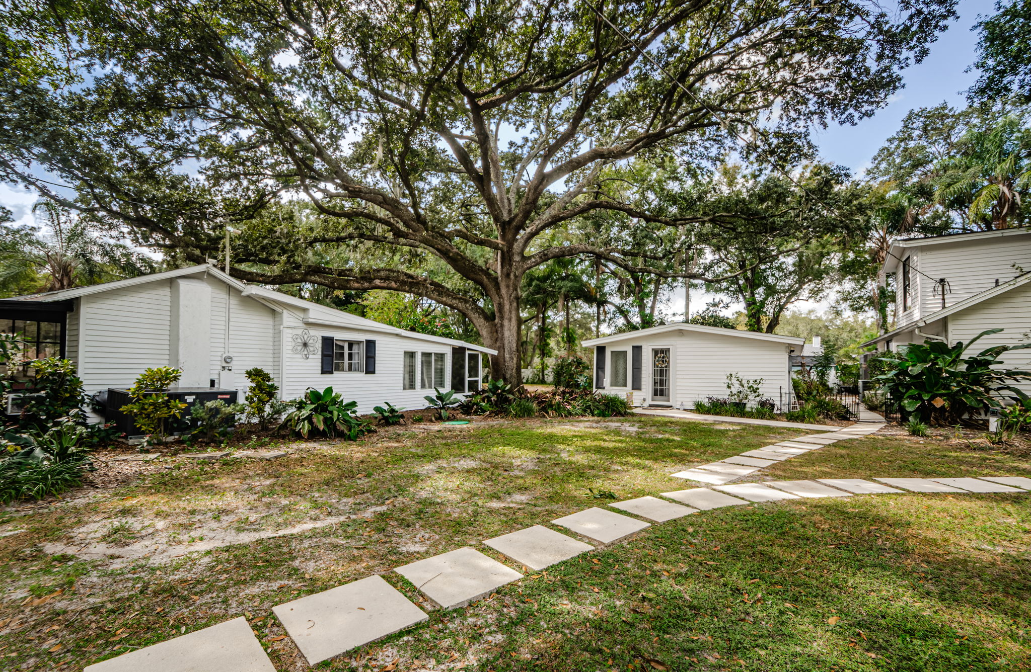 Cottages Exterior 1A