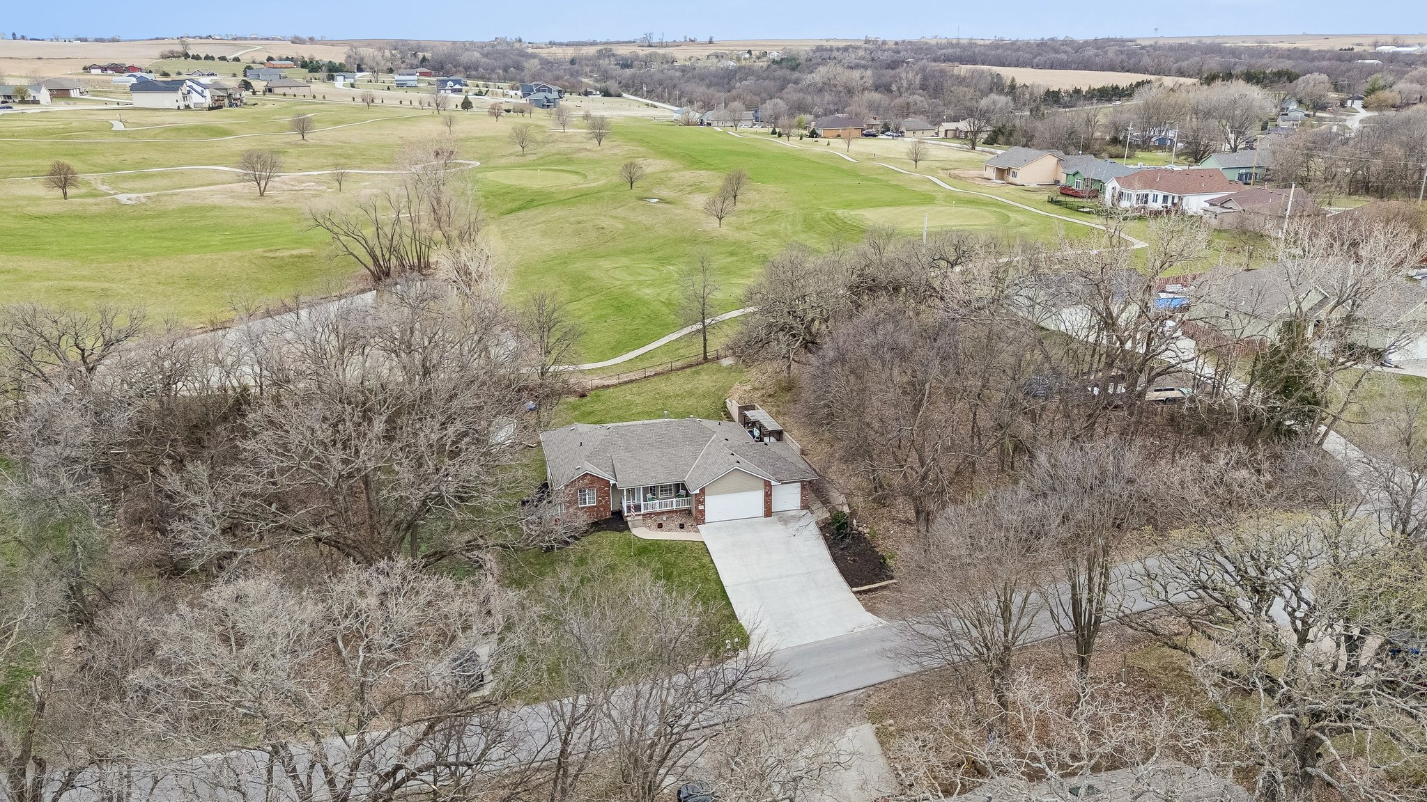 8383 - 1401 Beaver Lake Blvd_004.jpg