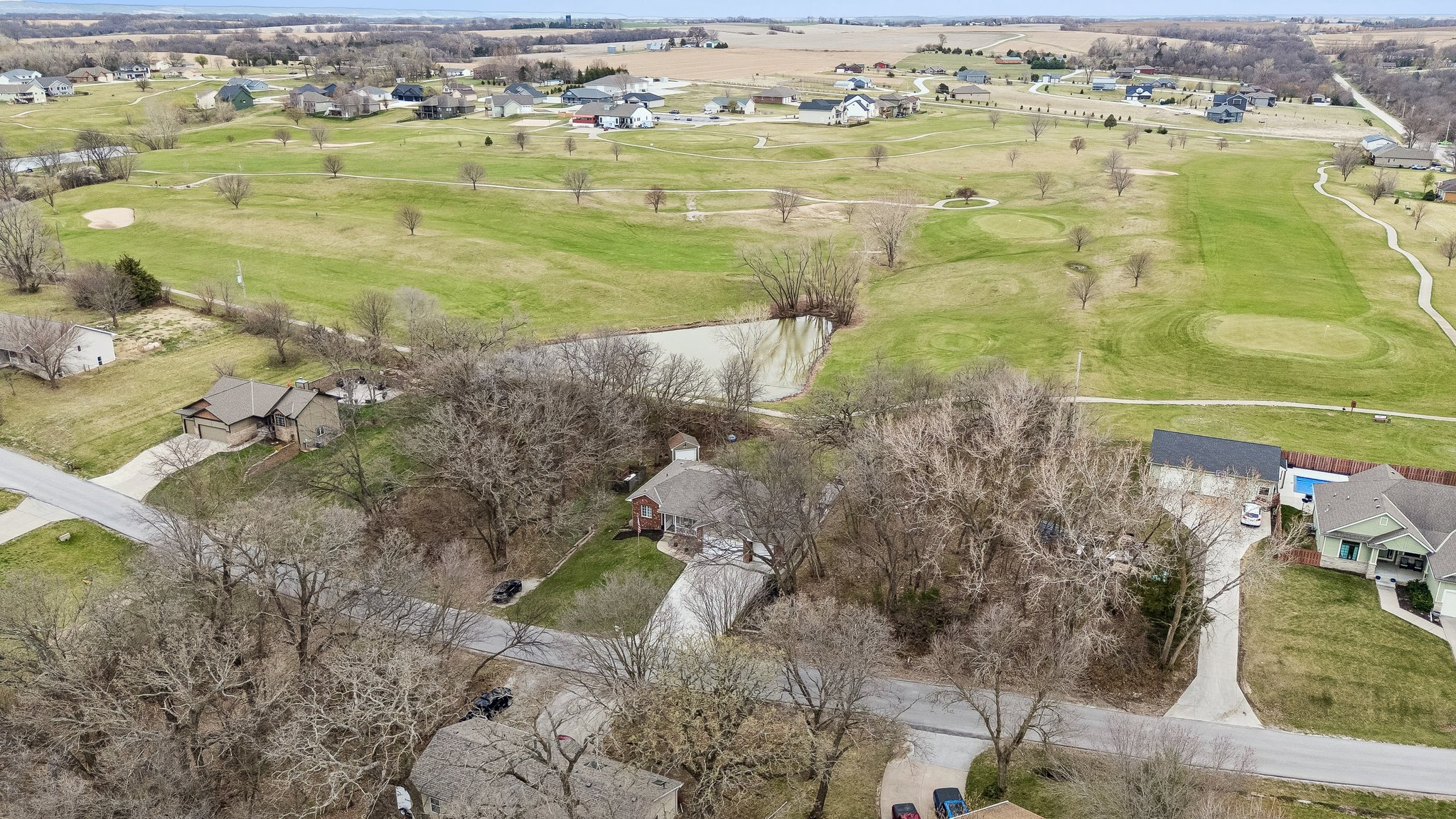 8383 - 1401 Beaver Lake Blvd_005.jpg