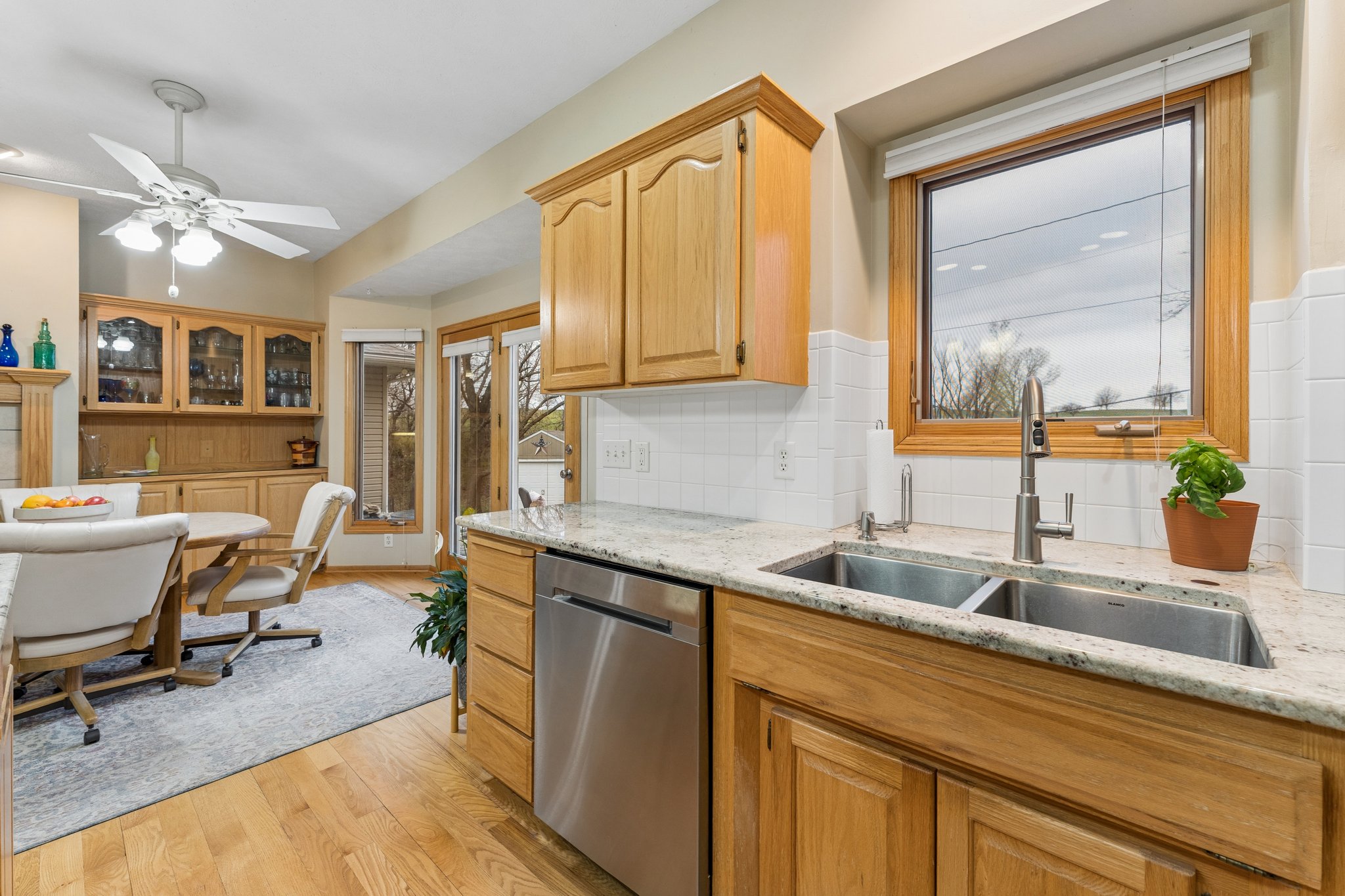 8383 - 1401 Beaver Lake Blvd_006 (2).jpg