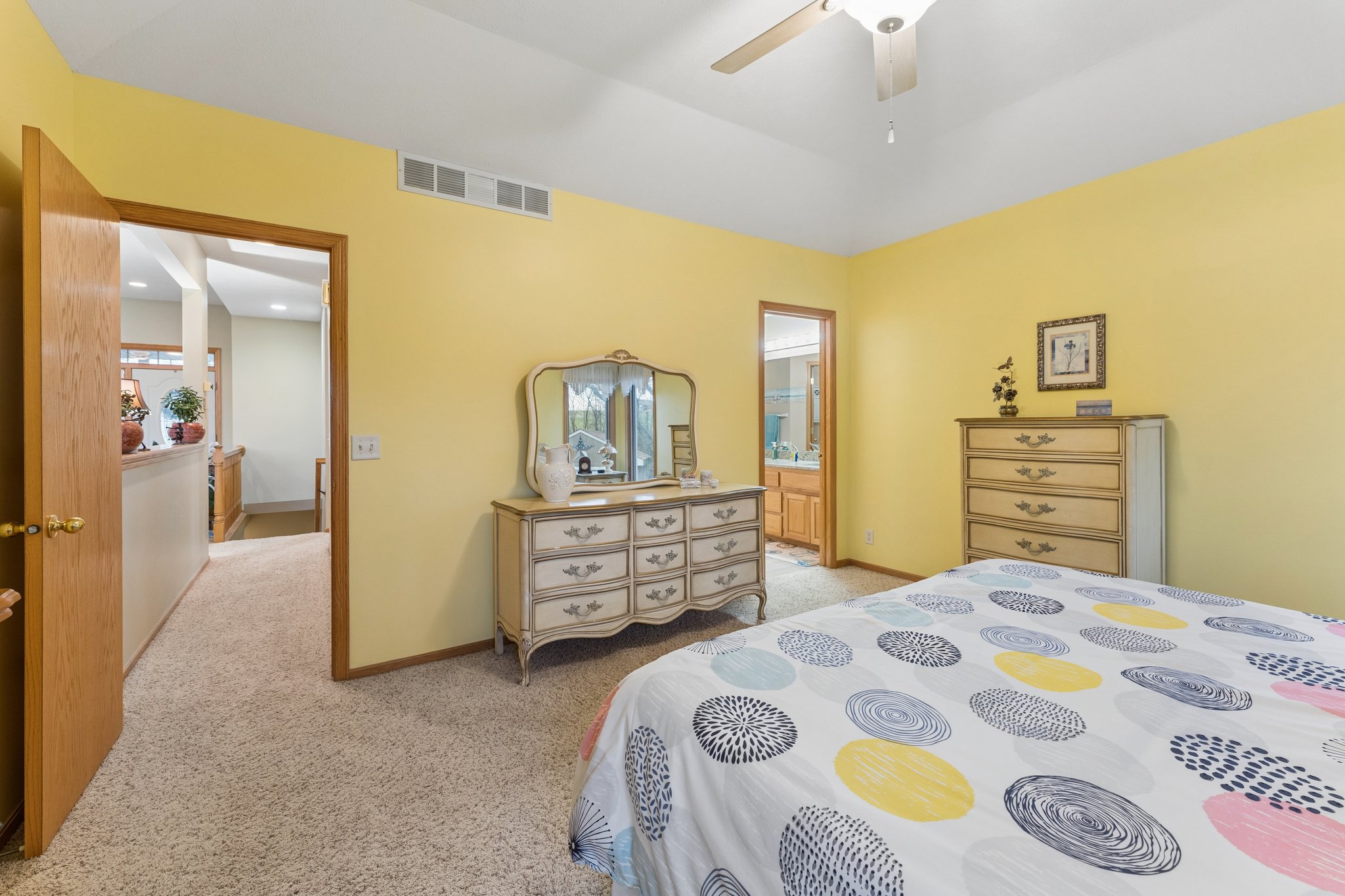 8383 - 1401 Beaver Lake Blvd_021.jpg