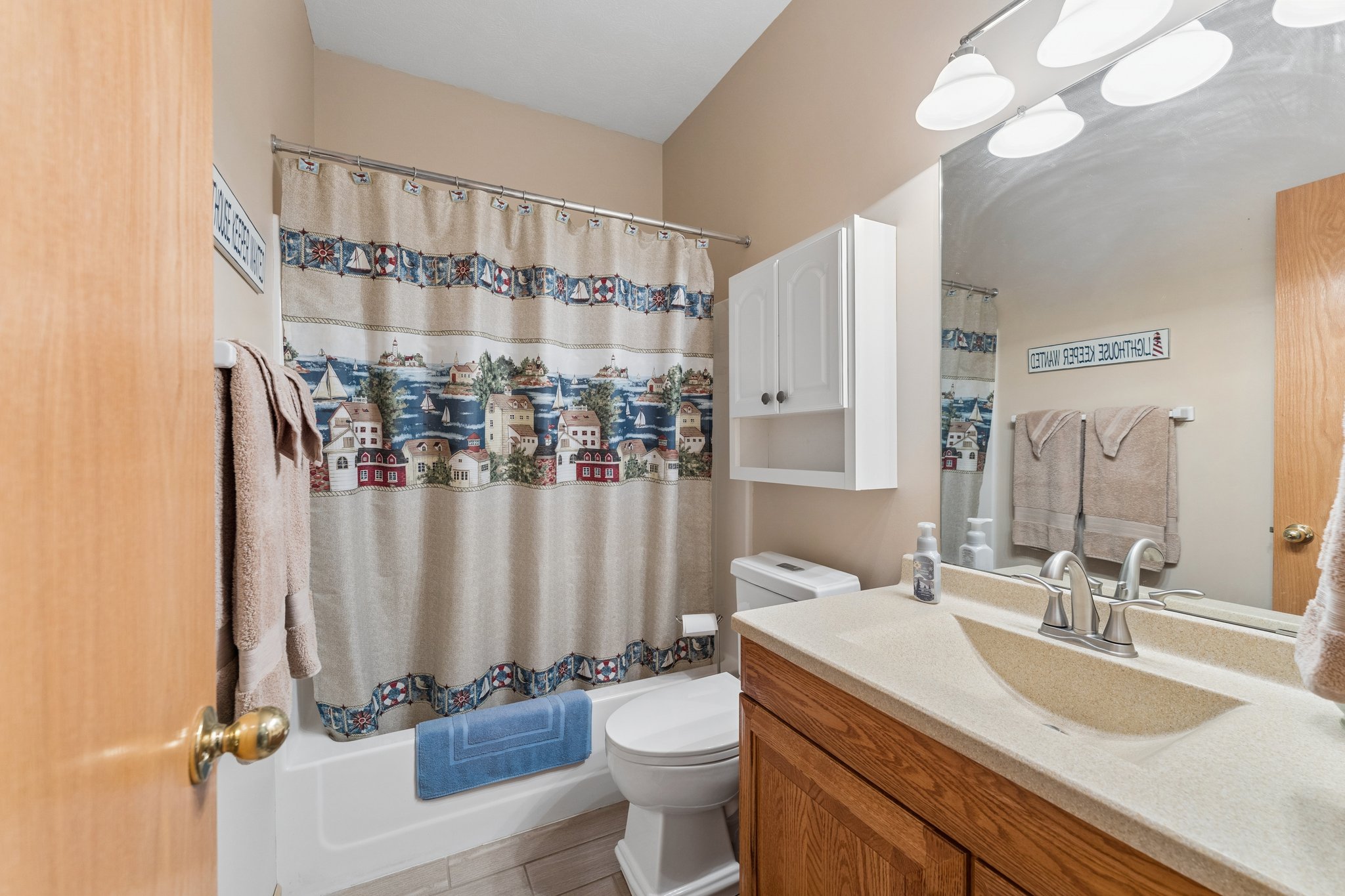 8383 - 1401 Beaver Lake Blvd_025.jpg