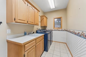 8383 - 1401 Beaver Lake Blvd_008 (2).jpg