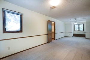  Photo 39