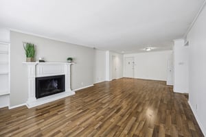 Forest Edge Dr-S0810-006.jpg