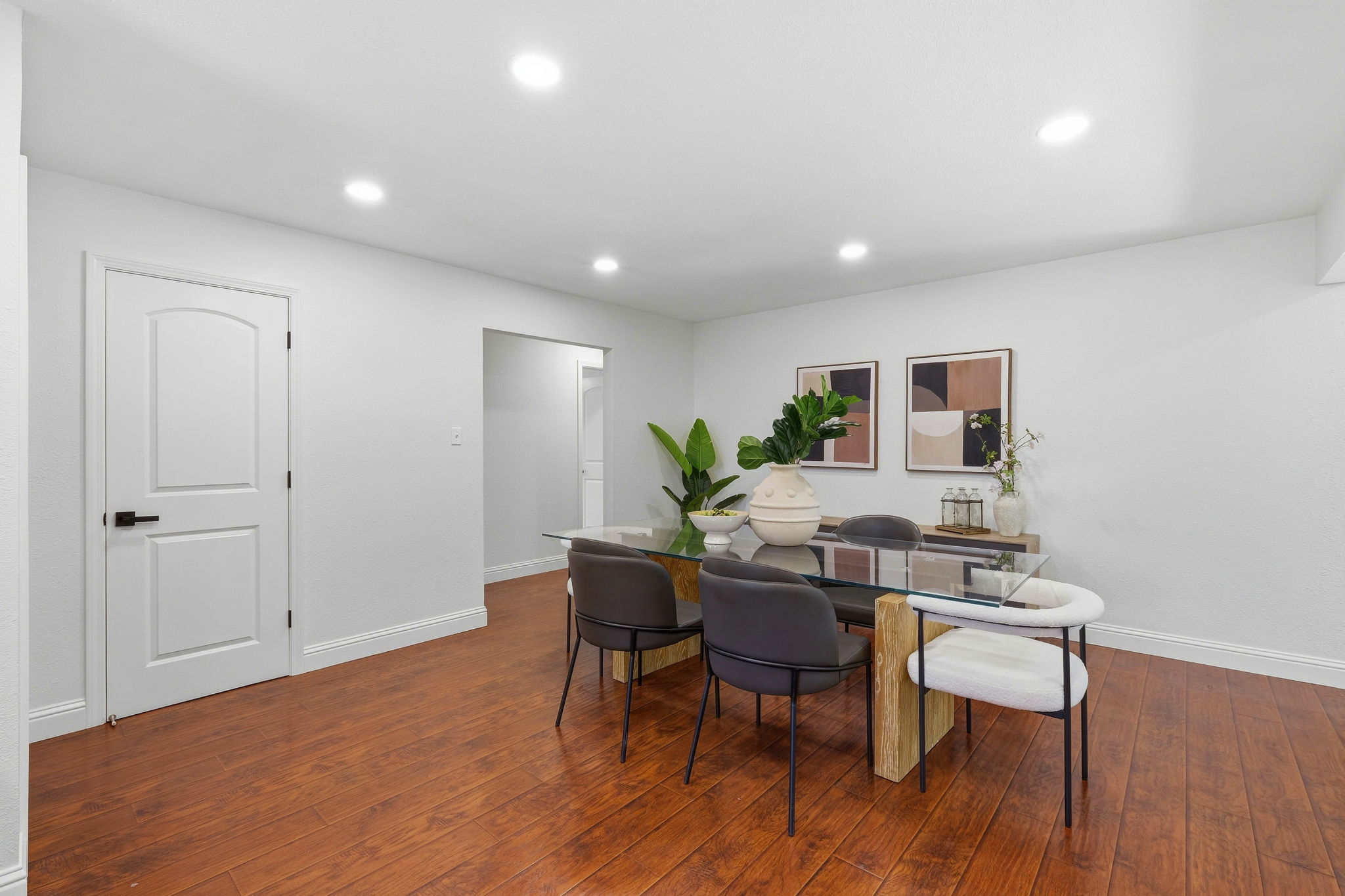 017_F8_1401 Monterey Dr