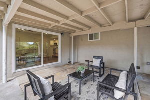 041_F8_1401 Monterey Dr