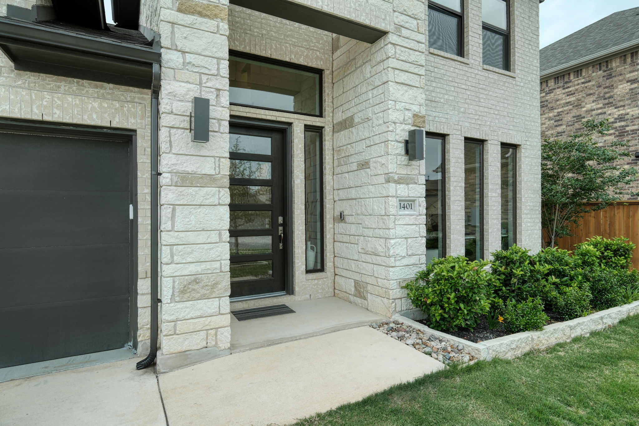 Front Entry Detail