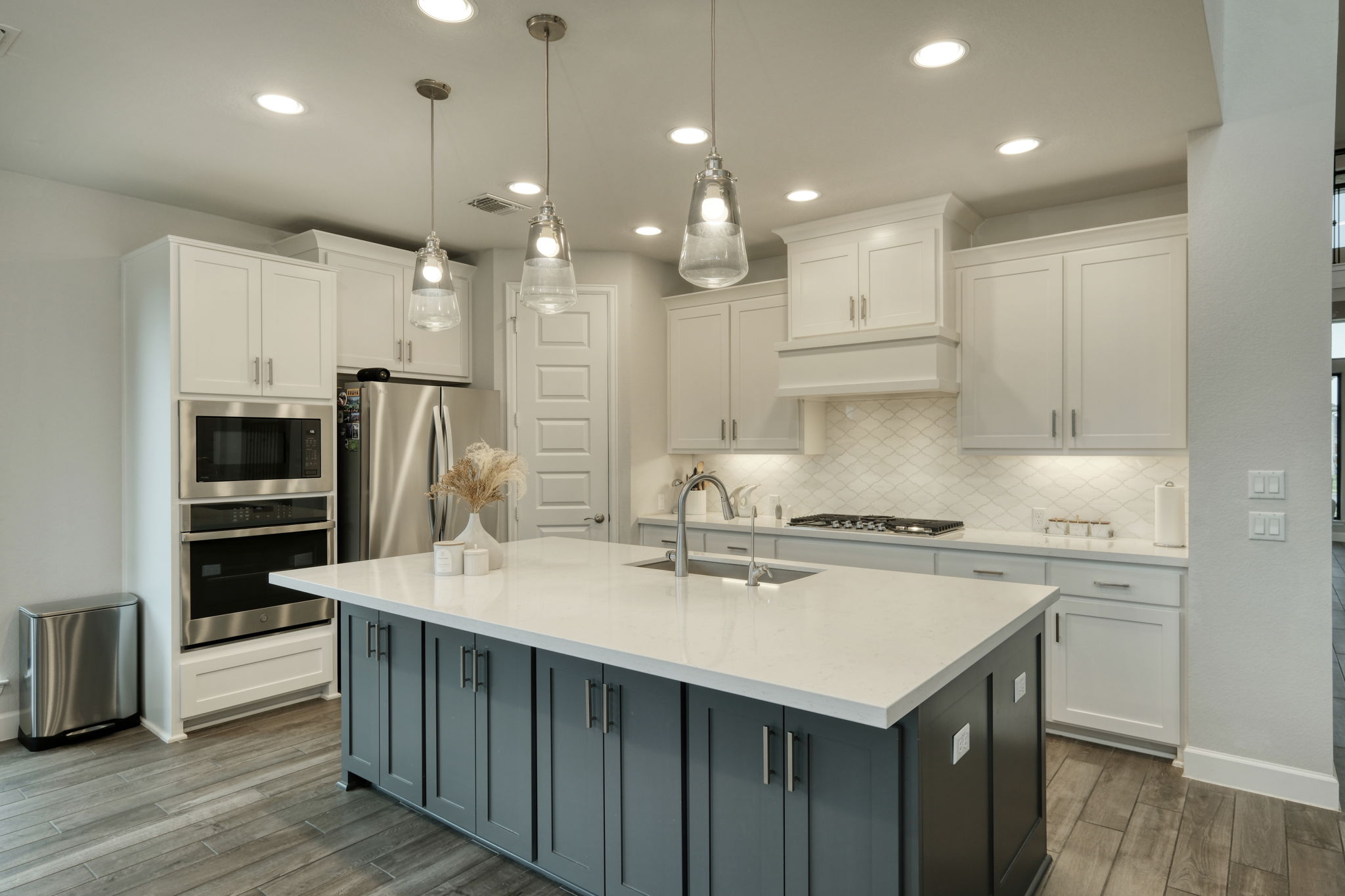 Kitchen/Breakfast Bar