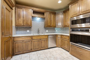 Kitchen with Stainless appliances