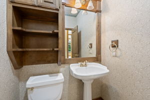  Photo 48