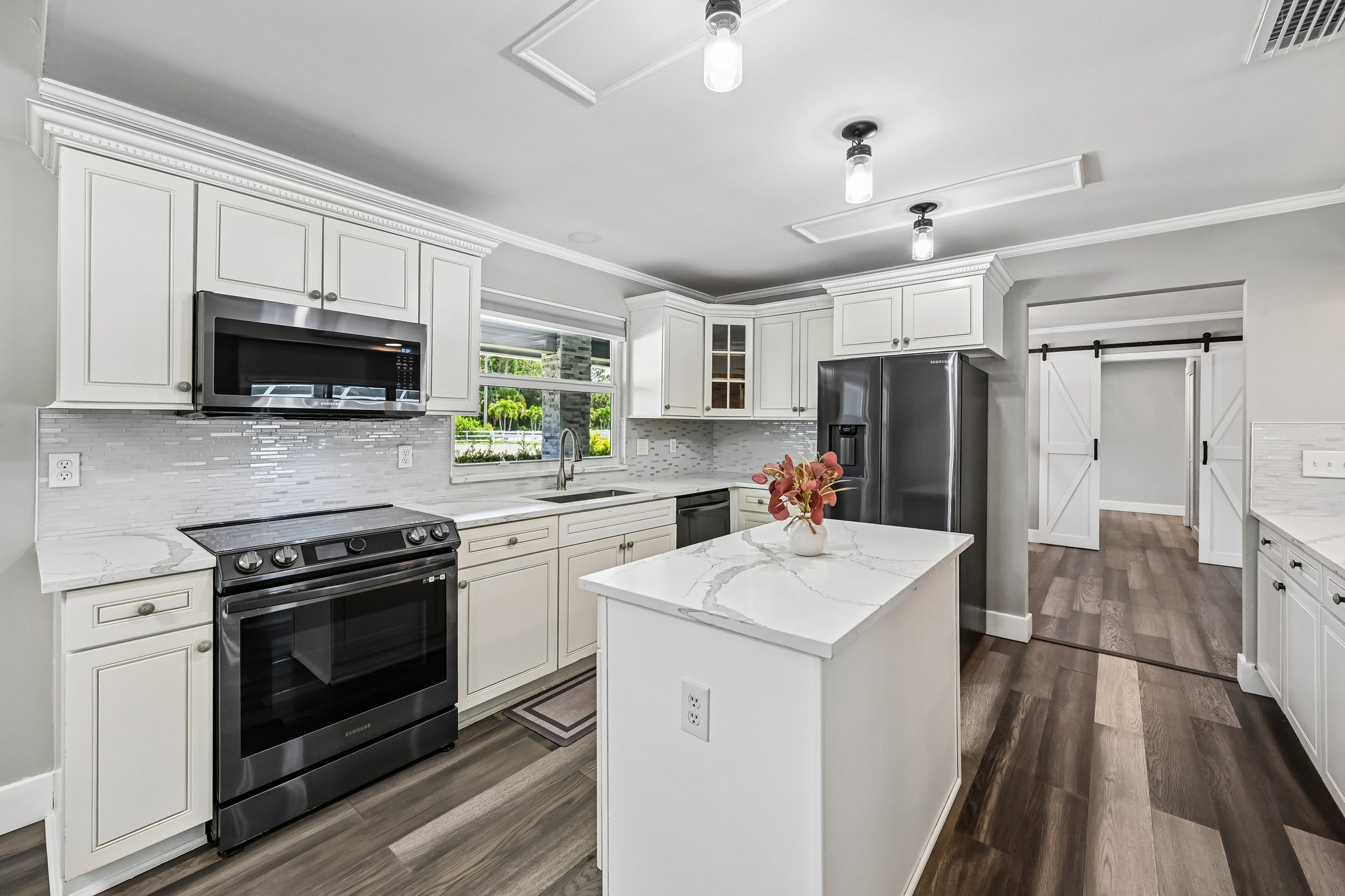 Pelham Rd-S3007-016.jpg