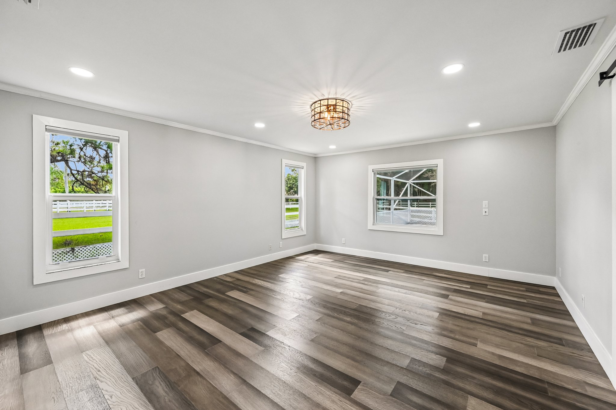 Pelham Rd-S3007-034.jpg