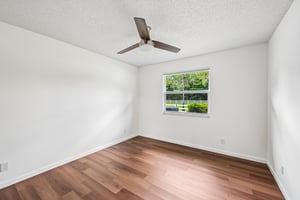 Pelham Rd-S3007-025.jpg