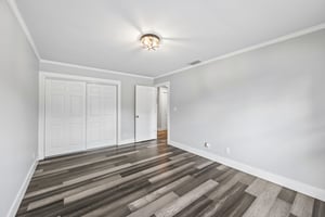 Pelham Rd-S3007-031.jpg