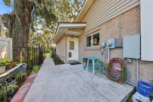 S 9th St-S0210-058.jpg