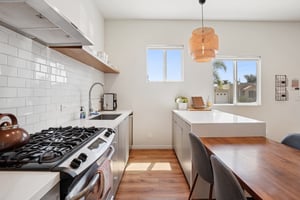 Termino Ave-S2808-025.jpg