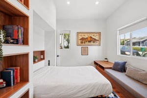 Termino Ave-S2808-029.jpg