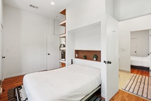 Termino Ave-S2808-031.jpg