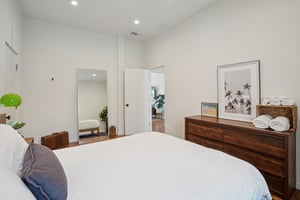 Termino Ave-S2808-039.jpg
