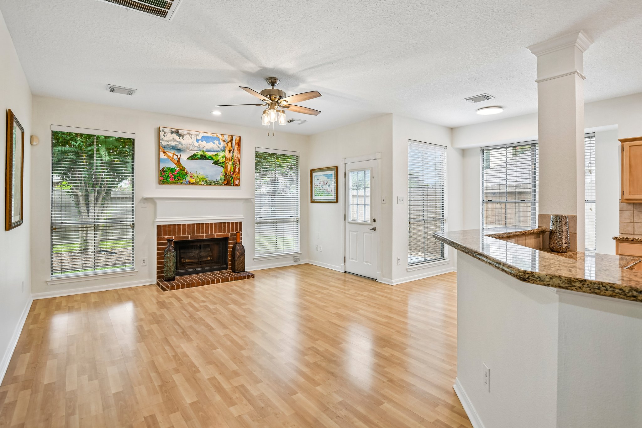 Hazel Ridge Ct-S1709-012.jpg