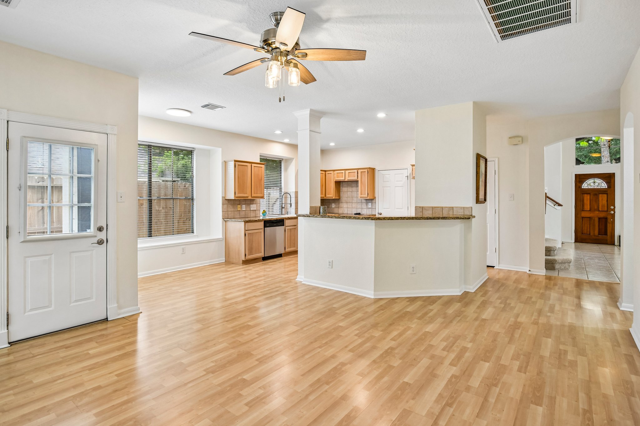 Hazel Ridge Ct-S1709-013.jpg