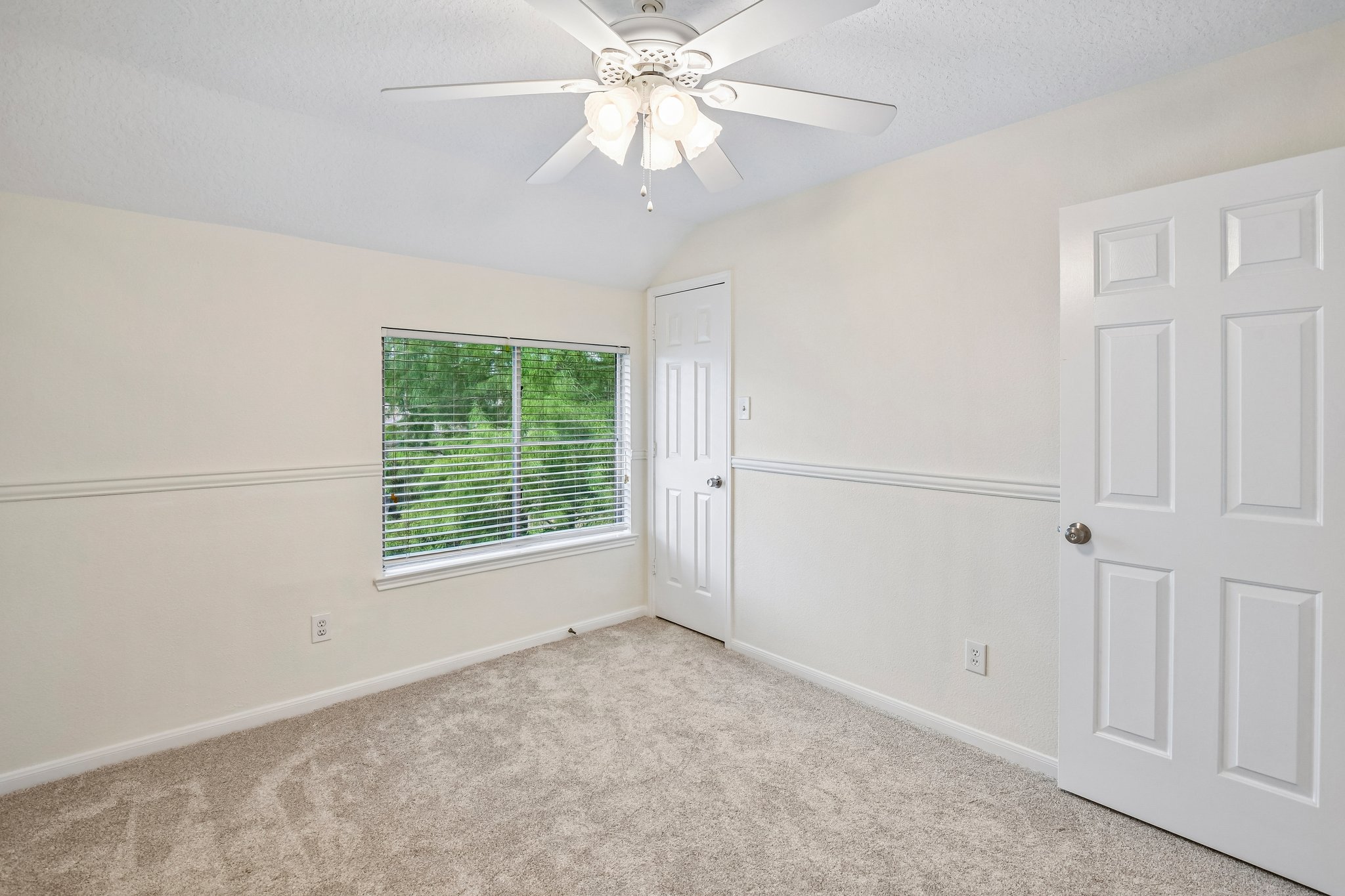 Hazel Ridge Ct-S1709-045.jpg