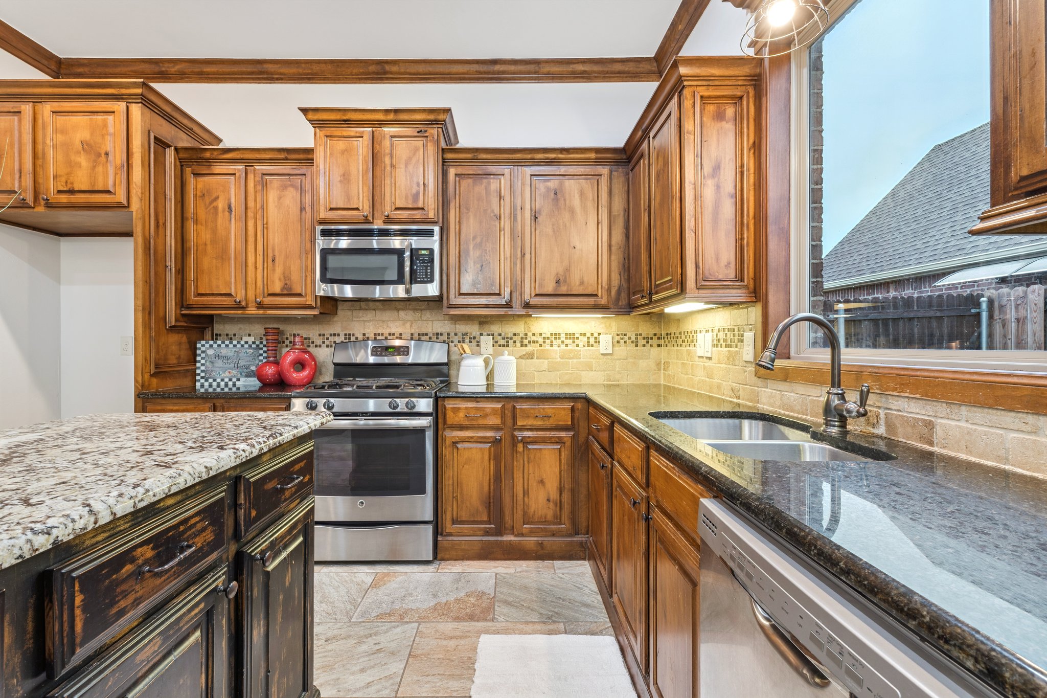 14013 Savannah River Way_019.jpg