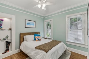E Powhatan Ave-023.jpg
