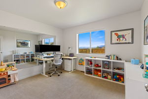  Photo 48