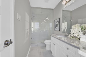 1402 Lakeport Cres, Oakville, ON L6H, Canada Photo 43