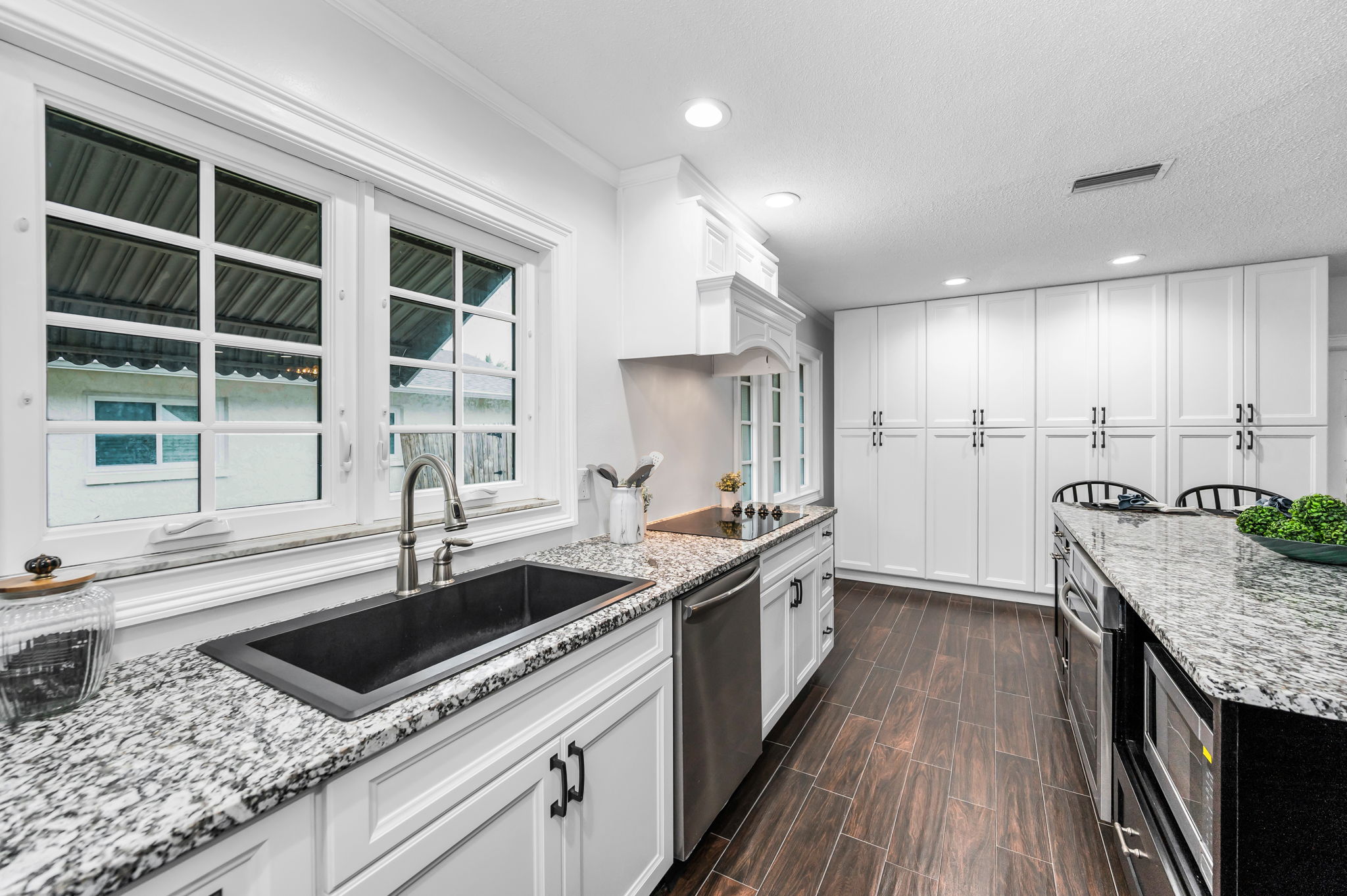Kitchen14
