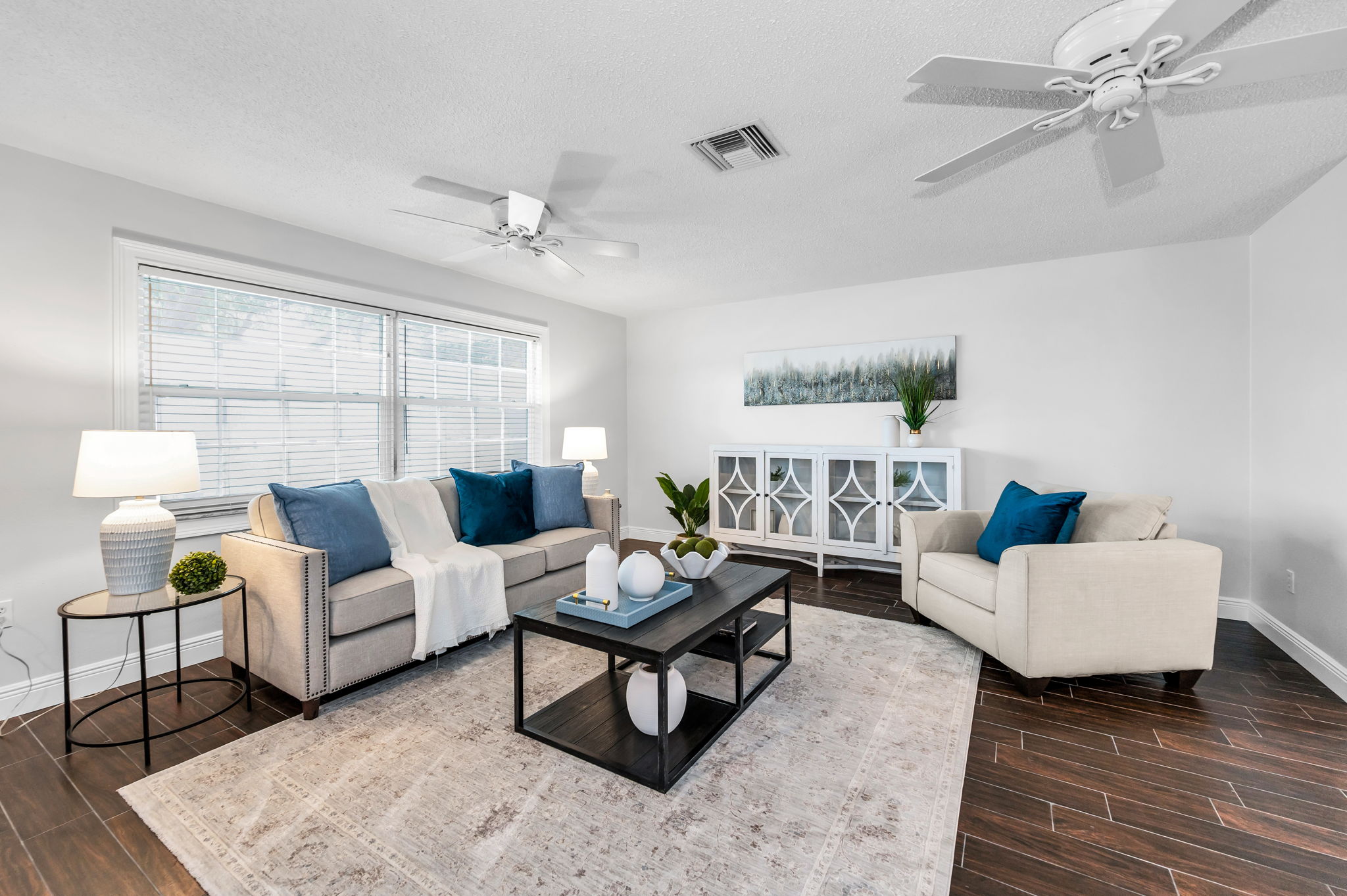 Living Room6