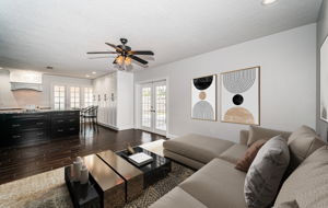 Family Room4-vs