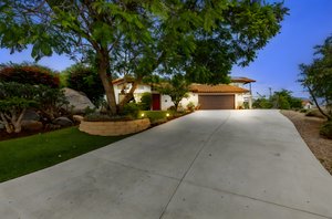 1402 Rimrock Dr et-8 day to dusk.jpeg