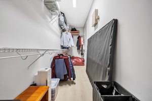  Photo 35