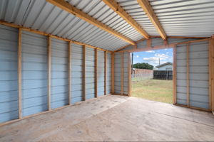  Photo 40
