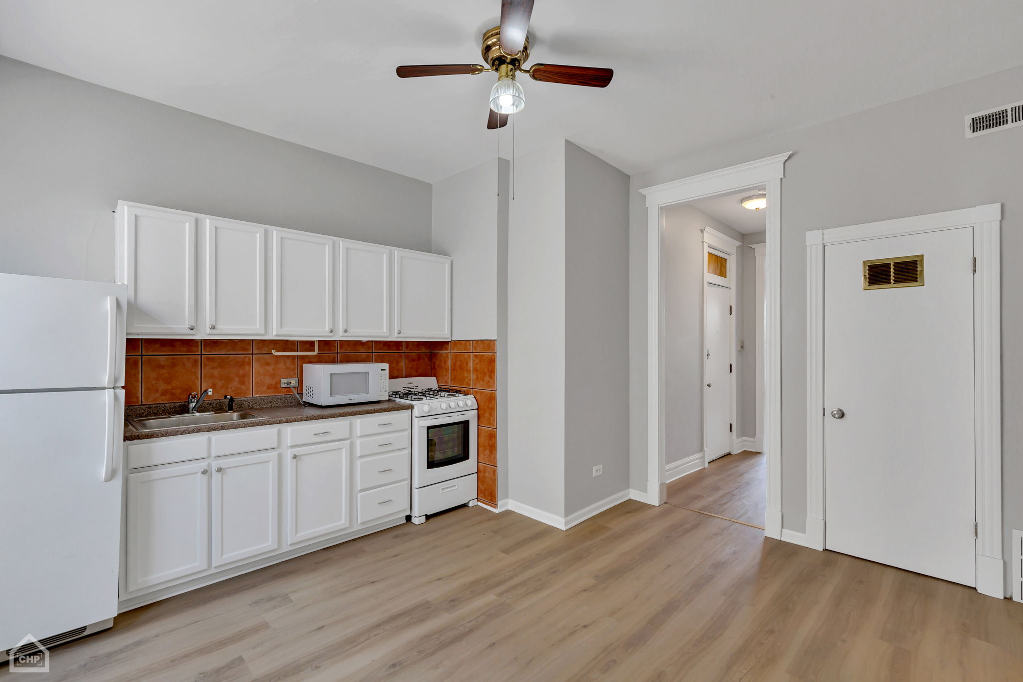 1402 W Flournoy St - Unit 3_008