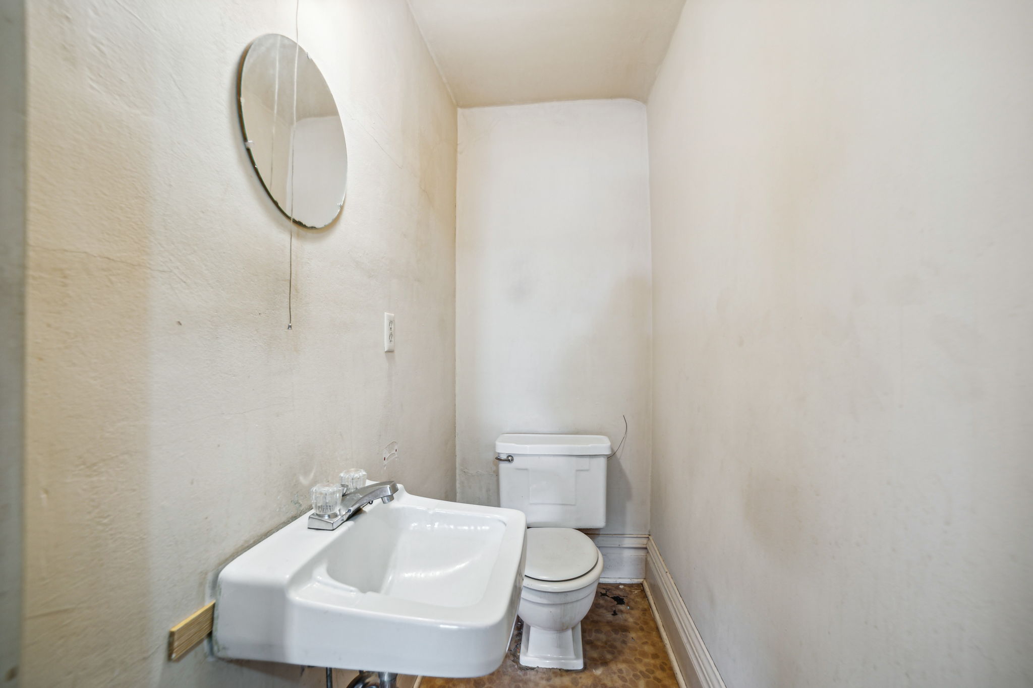 17_Interior