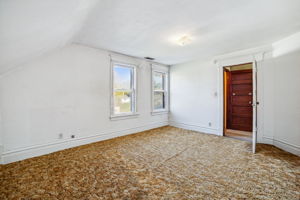 13_Interior