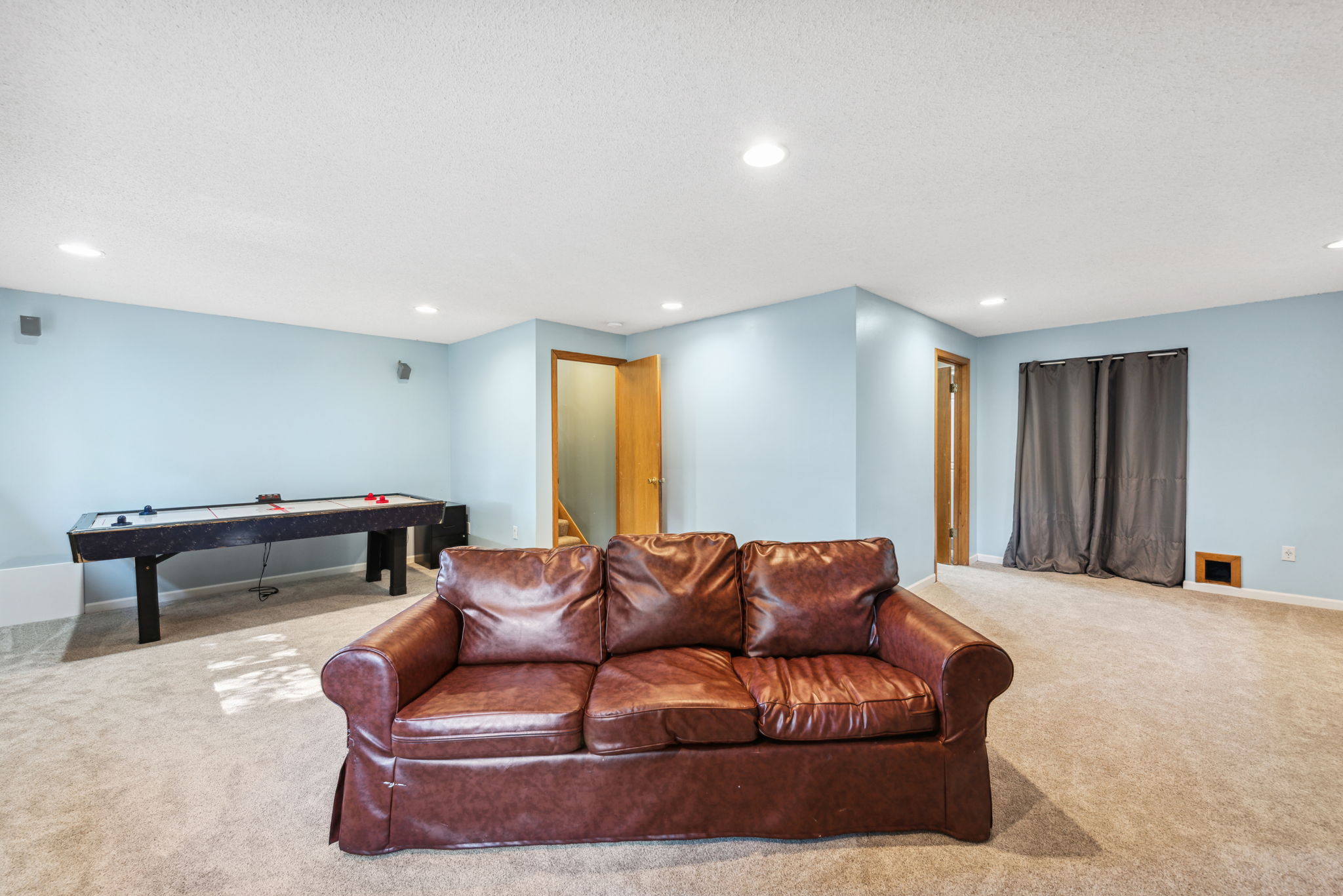 22_Interior