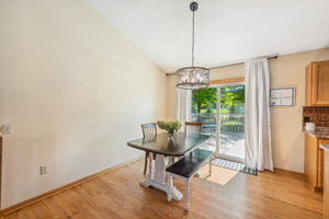 11_Interior