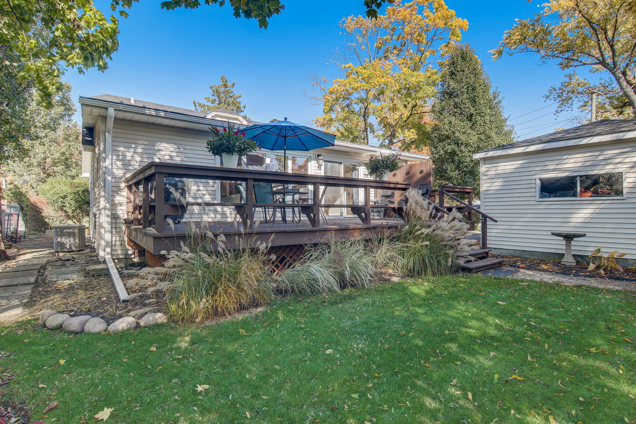 Greenwood Ave-010