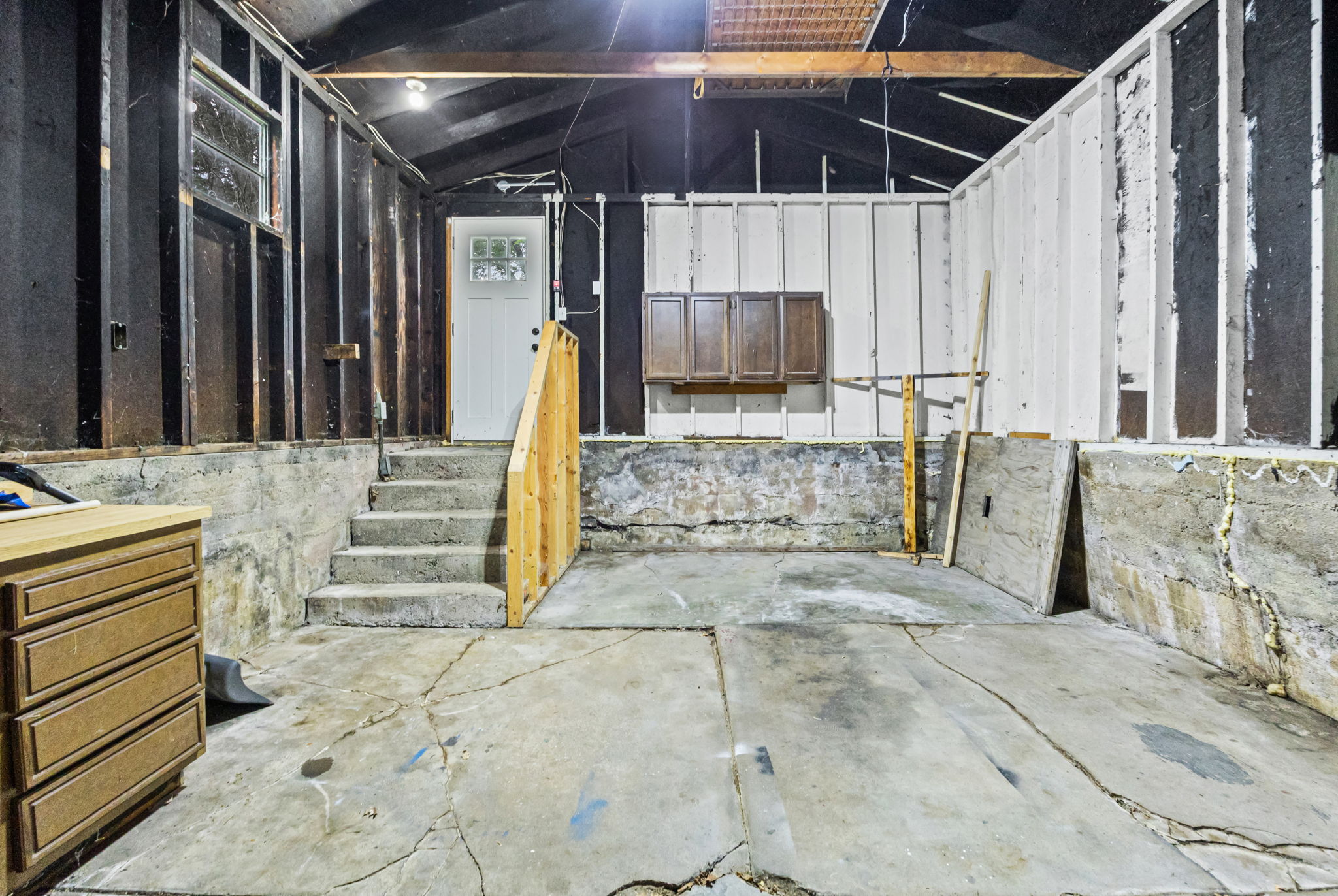  Photo 42