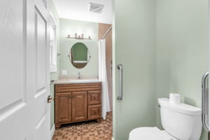  Photo 47