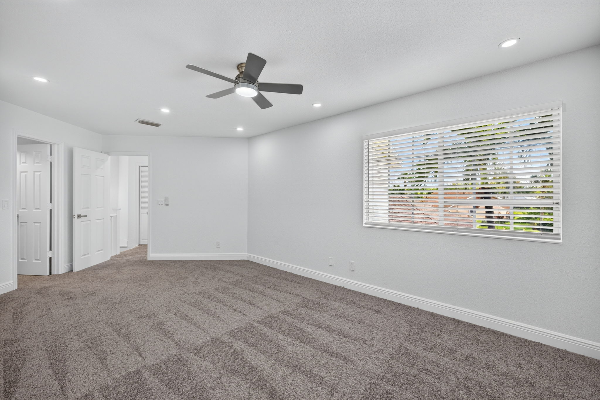 Guest Bedroom 1 - 2 of 2